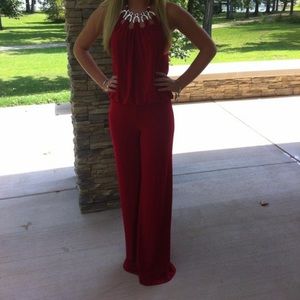 BEAUTIFUL RED CACHE JUMPSUIT❤️